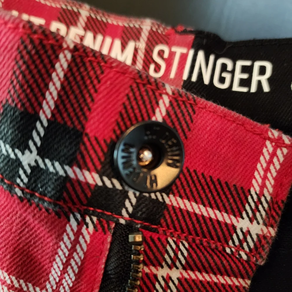 Hot Topic Red and Black Plaid Men Pants - Picture 4 of 8